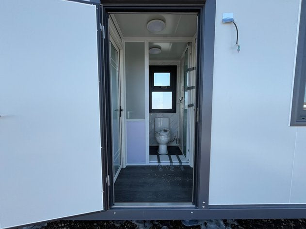 New Mini Portable Tiny Home / Office
