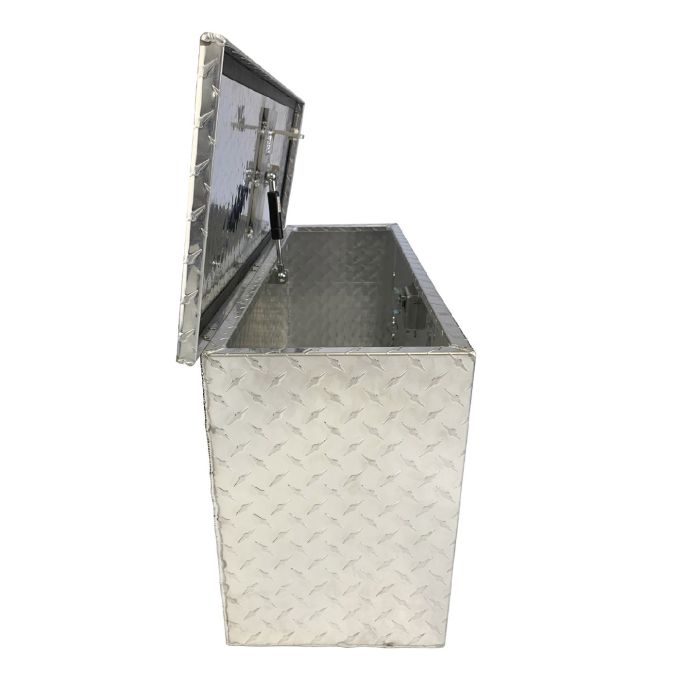 Rectangular Aluminum Toolbox - 31" x 10" x 14"
