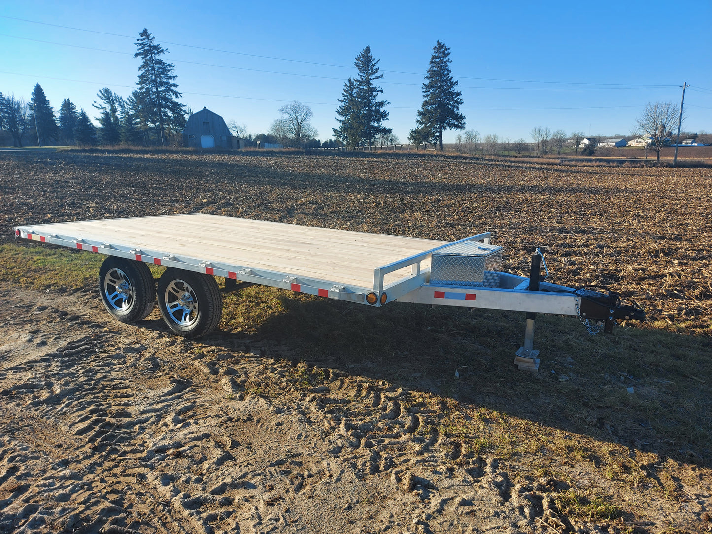 7-Ton Aluminum Deckover Trailers with Standard Deckover - 102 x 22