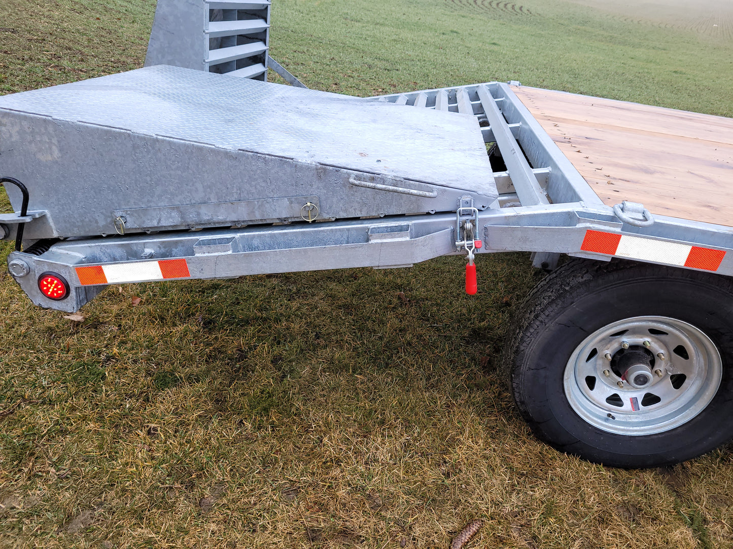 Galvanized Steel Beavertail Deckover Trailers with 2 x 7000 lbs Axles - 102 x 22 - Fold Over Ramps