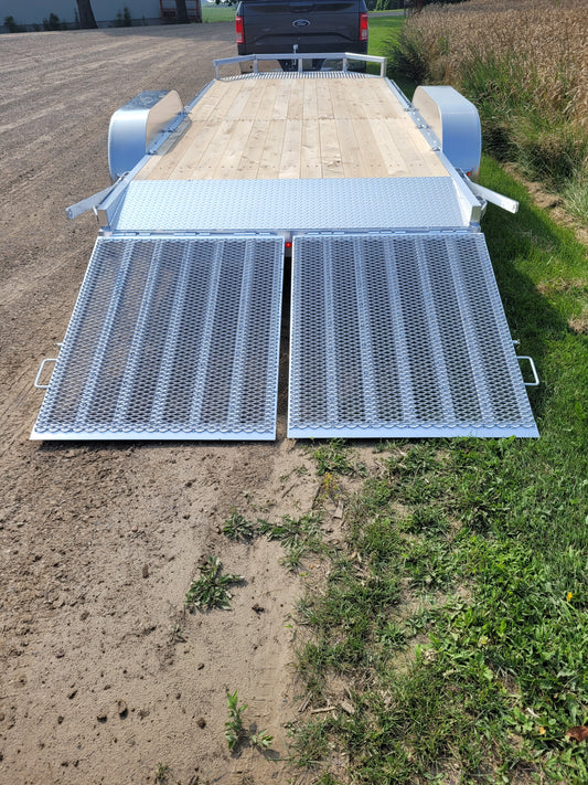 5-Ton Aluminum Low-Bed Vehicle and Equipment Hauler Trailers - 82 x 20