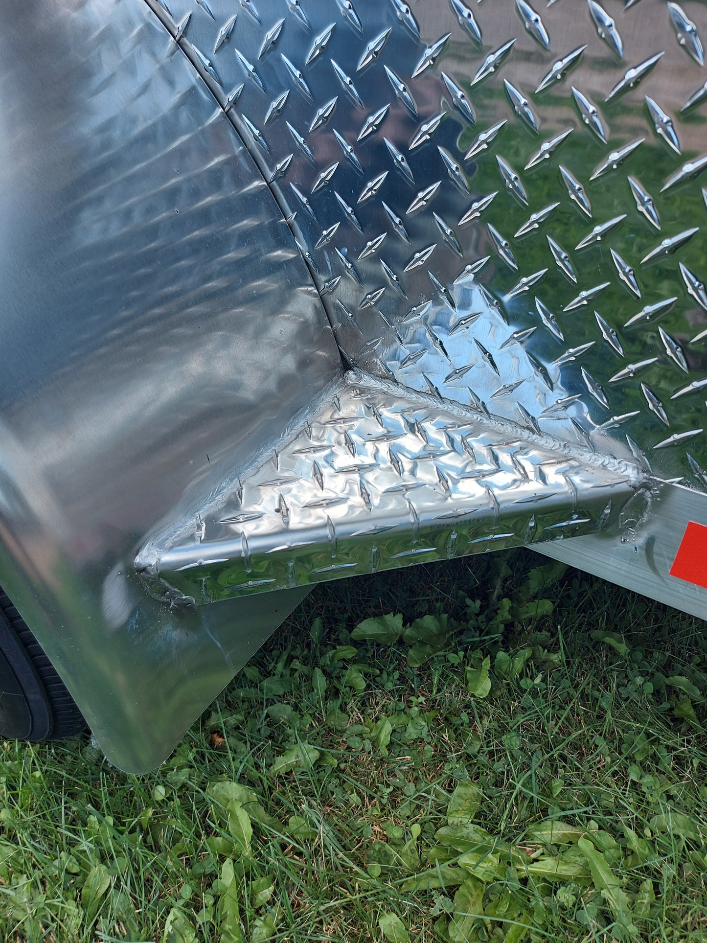 Tandem Axle Aluminum Utility Trailer - 80 x 16