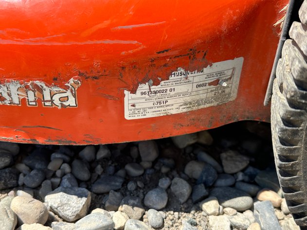 21" Husqvarna 6751P Push Mower