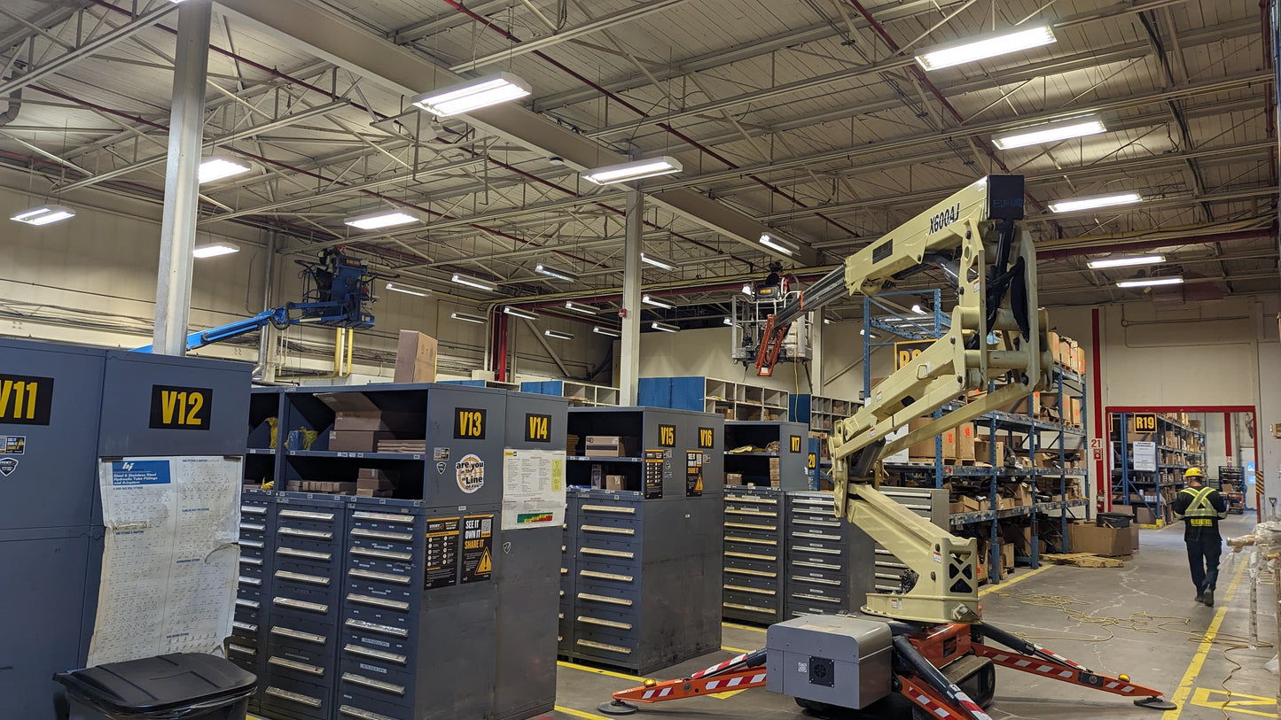 JLG X600AJ crawler - ULTRA LOW HOURS