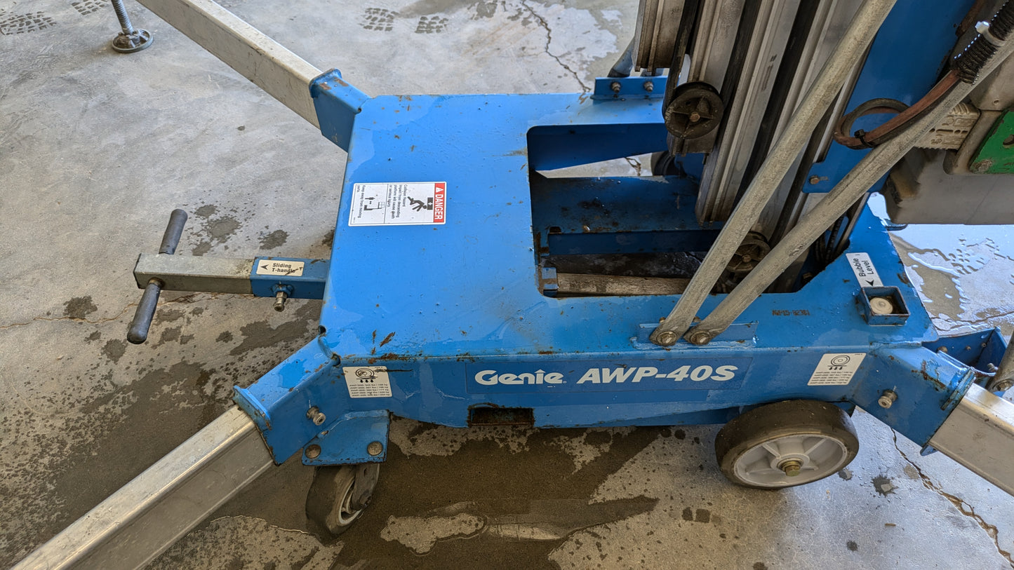 2015 Genie AWP40S Super Series Aerial Work Platform Pusharound Man Lift