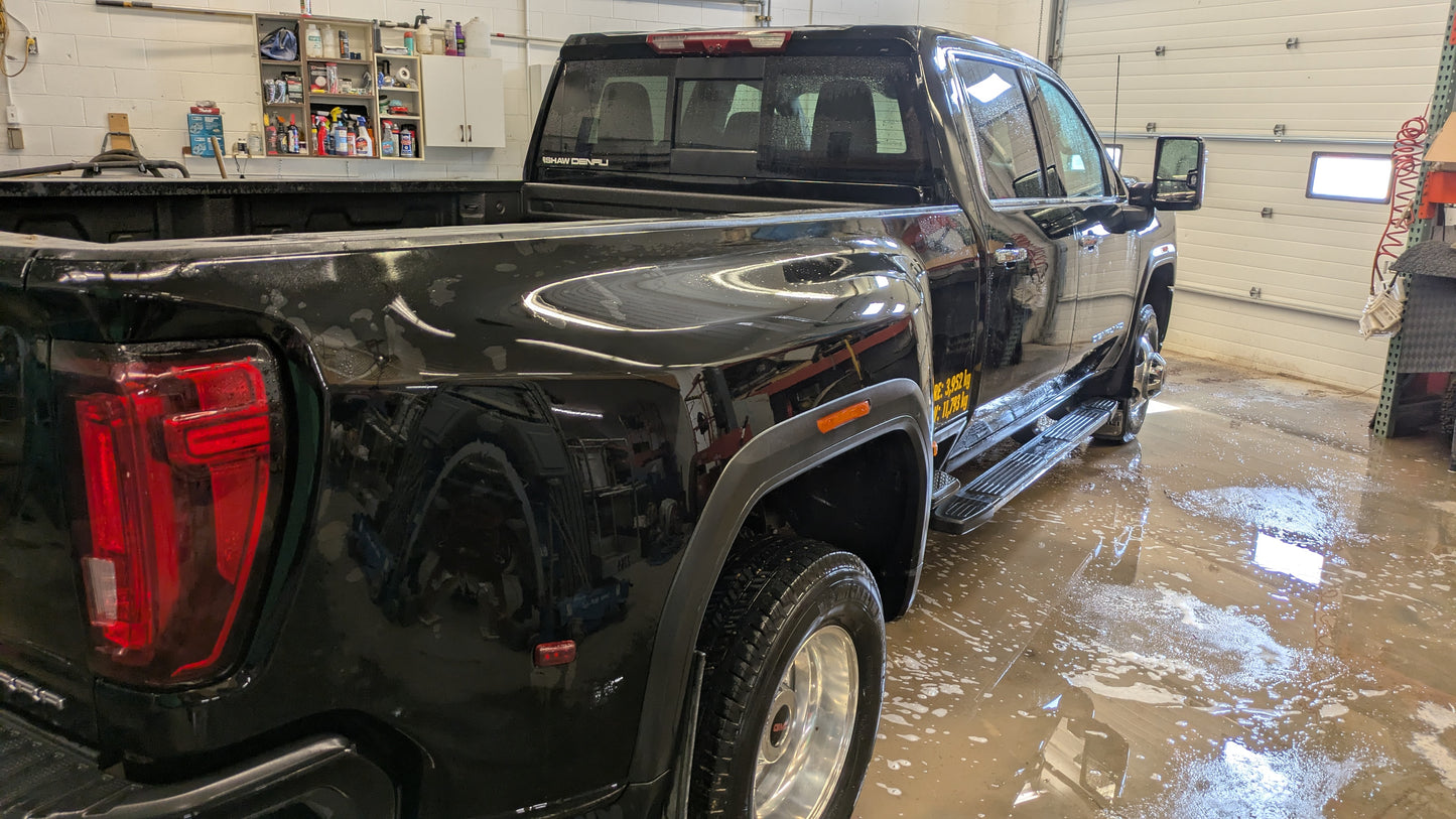 2023 GMC 3500 Sierra Denali