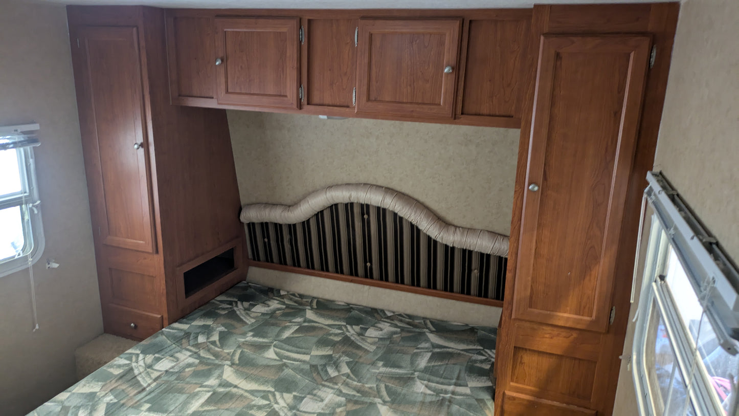 2010 R-VISION SUPERSPORT 27BH TRAVEL TRAILER