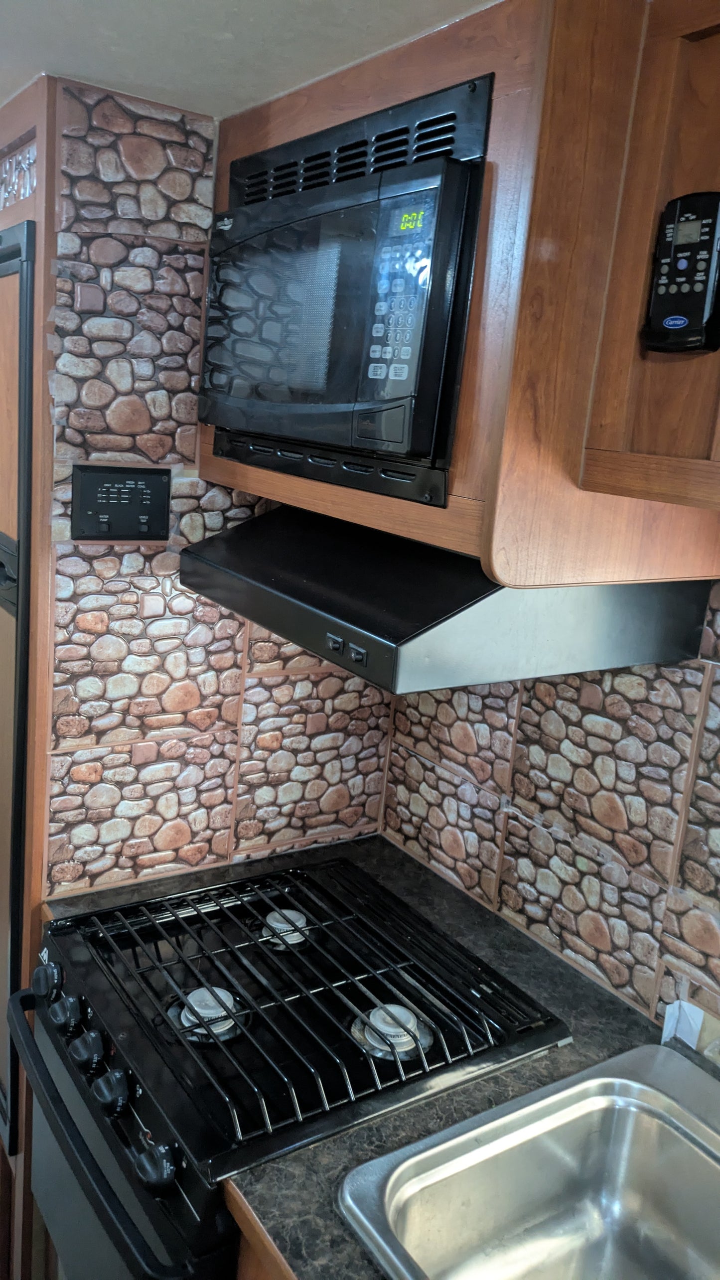 2010 R-VISION SUPERSPORT 27BH TRAVEL TRAILER