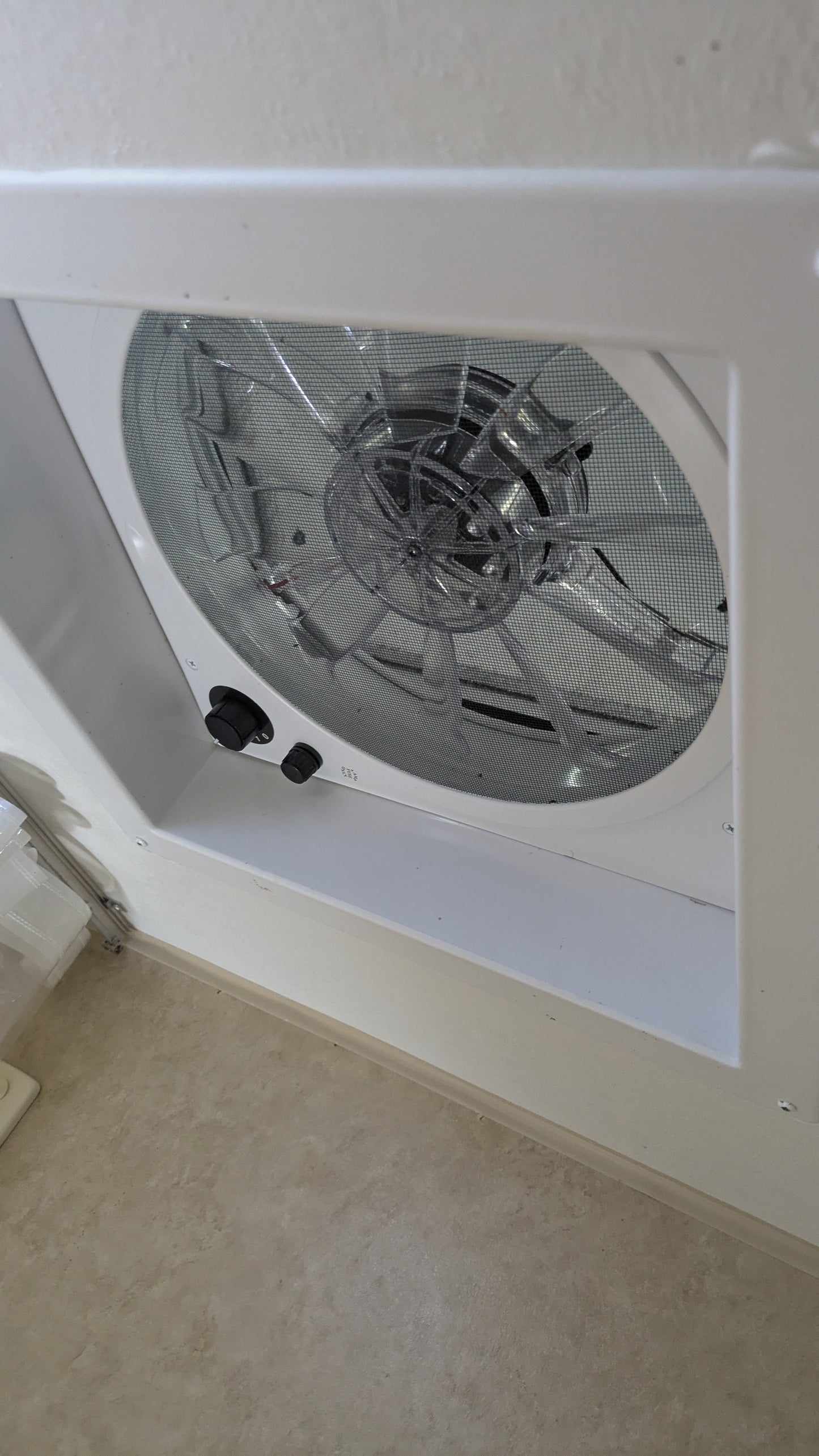2010 R-VISION SUPERSPORT 27BH TRAVEL TRAILER