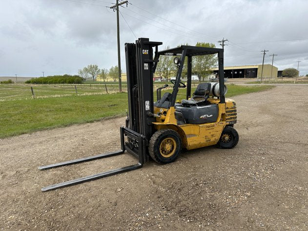 Caterpillar GP25 Propane Forklift