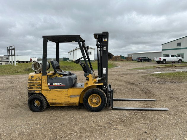Caterpillar GP25 Propane Forklift