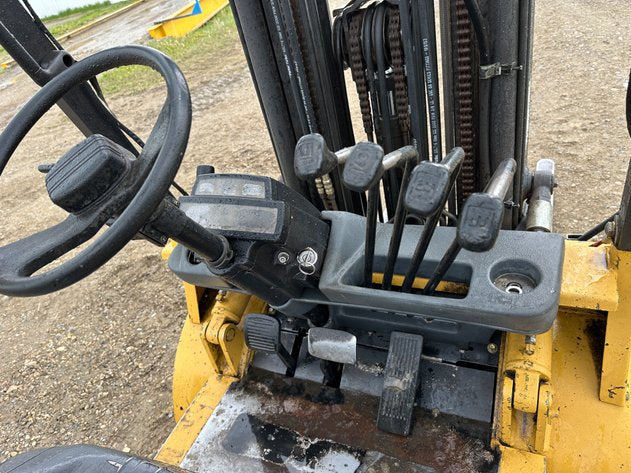 Caterpillar GP25 Propane Forklift