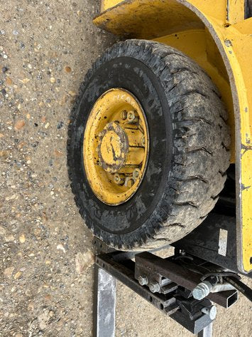Caterpillar GP25 Propane Forklift