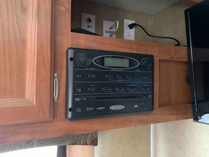 2013 Jayco Jay Flight Swift Series 264BH Travel Trailer