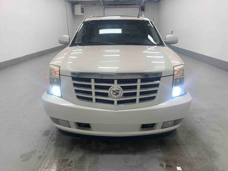 2008 Cadillac Escalade EXT 4D Utility Truck
