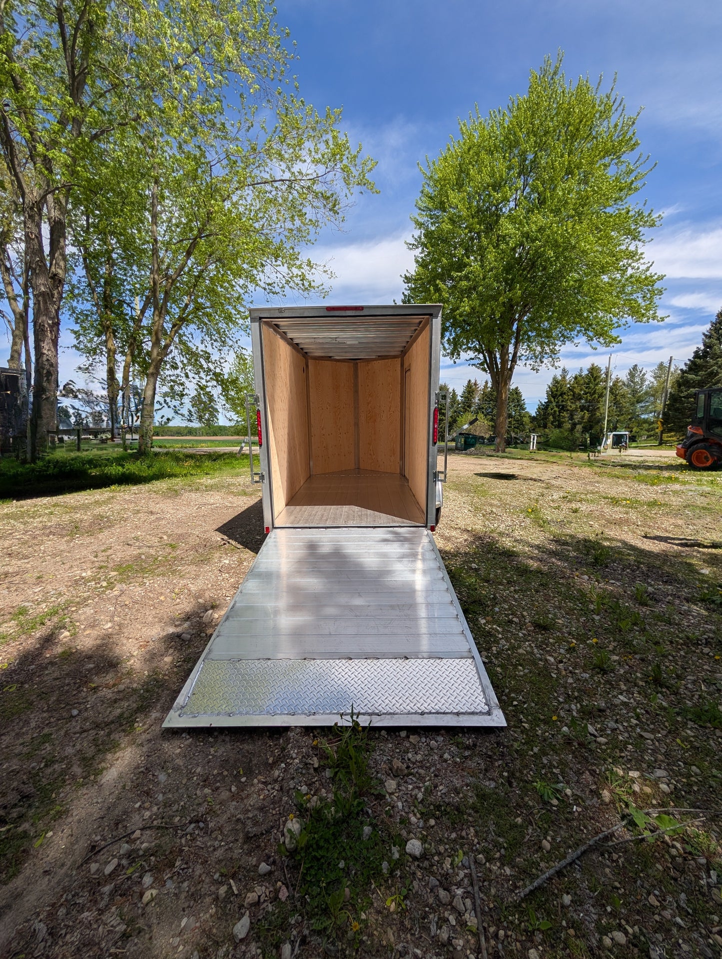 Enclosed Aluminum Single Axle Trailer 6 x 10 With Ramps