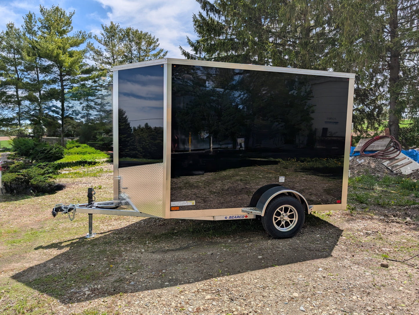 Aluminum Enclosed Cargo Trailer 6 x 10 with Full Aluminum Ramp Door and Floor