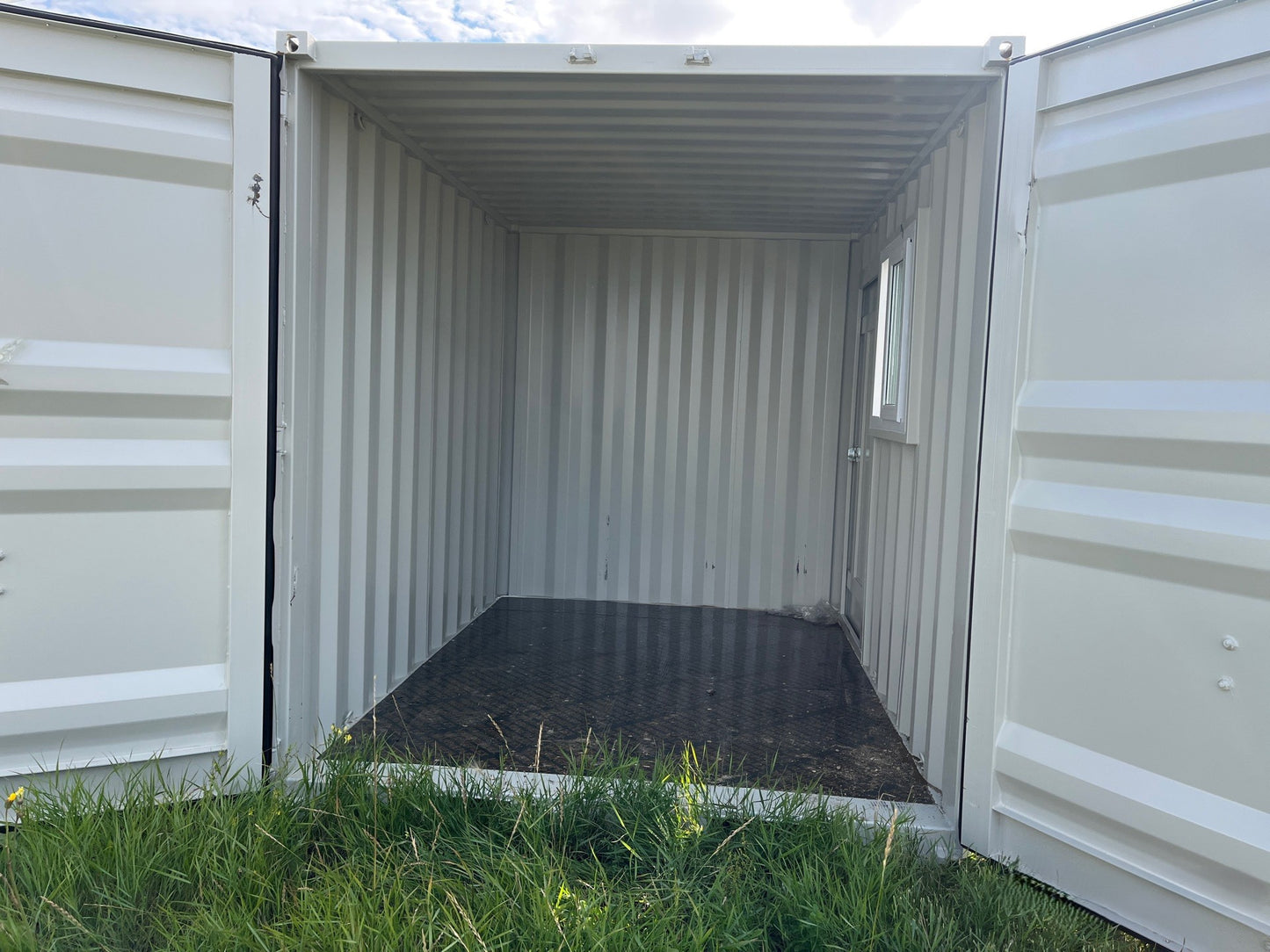 New 10FT Storage Container with side mandoor and window