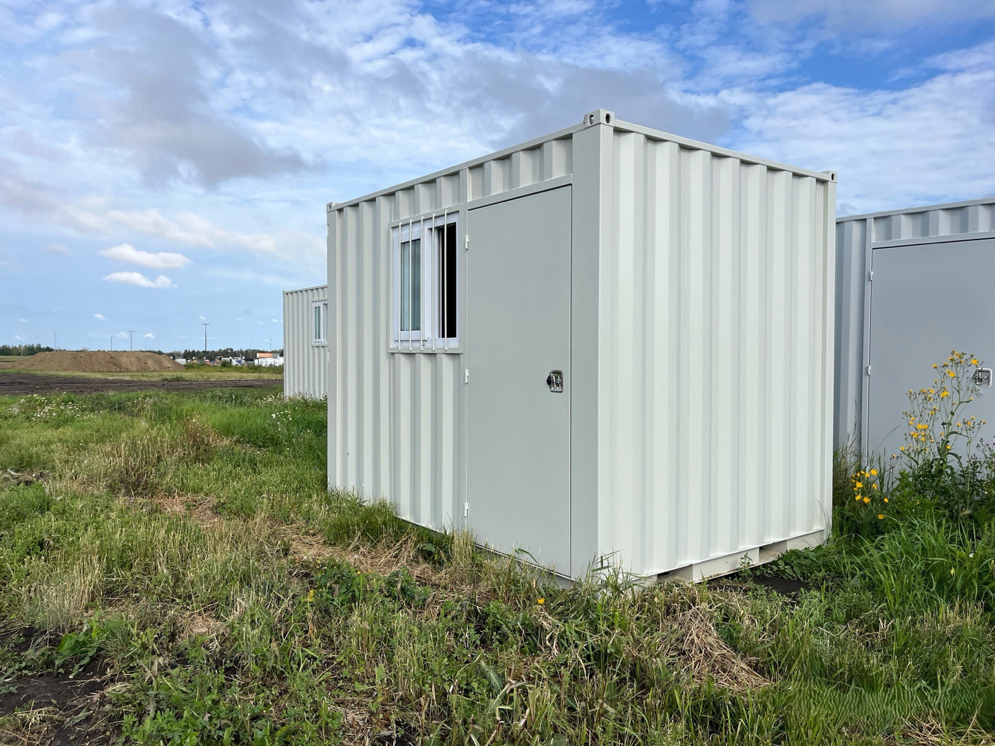 New 10FT Storage Container with side mandoor and window