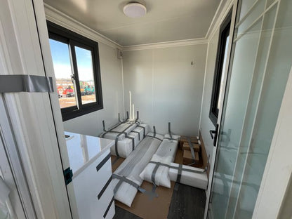 New Mini Portable Tiny Home / Office