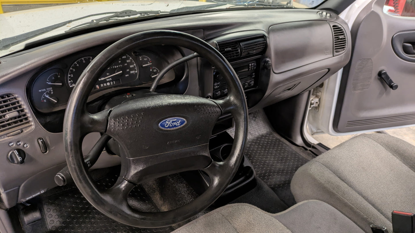 2001 Ford Ranger XL RWD 1/4ton Pick-up Truck