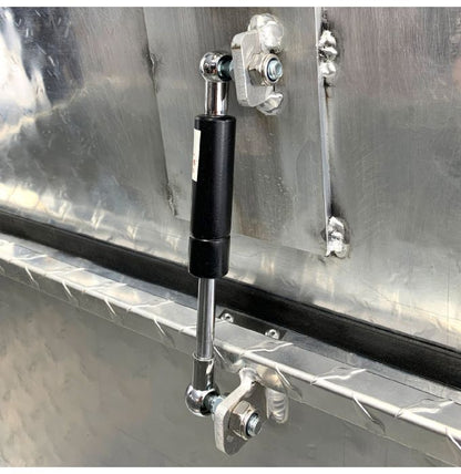 Rectangular Aluminum Toolbox - 31" x 10" x 14"