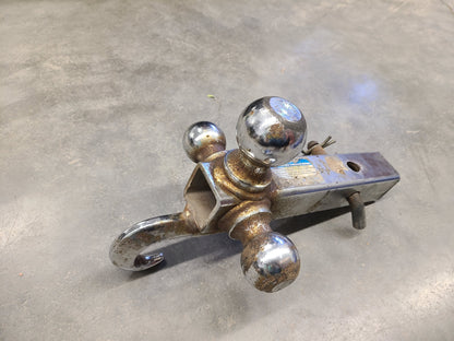 Multi-Ball Mount with Hook (1-7/8-in, 2-in & 2-5/16-in Chrome Balls)