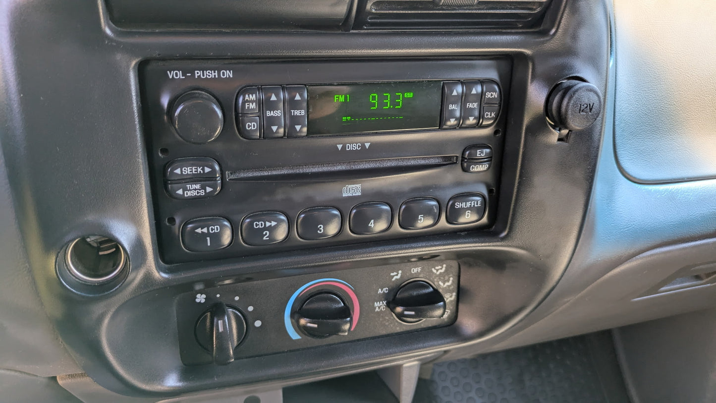 2001 Ford Ranger XL RWD 1/4ton Pick-up Truck