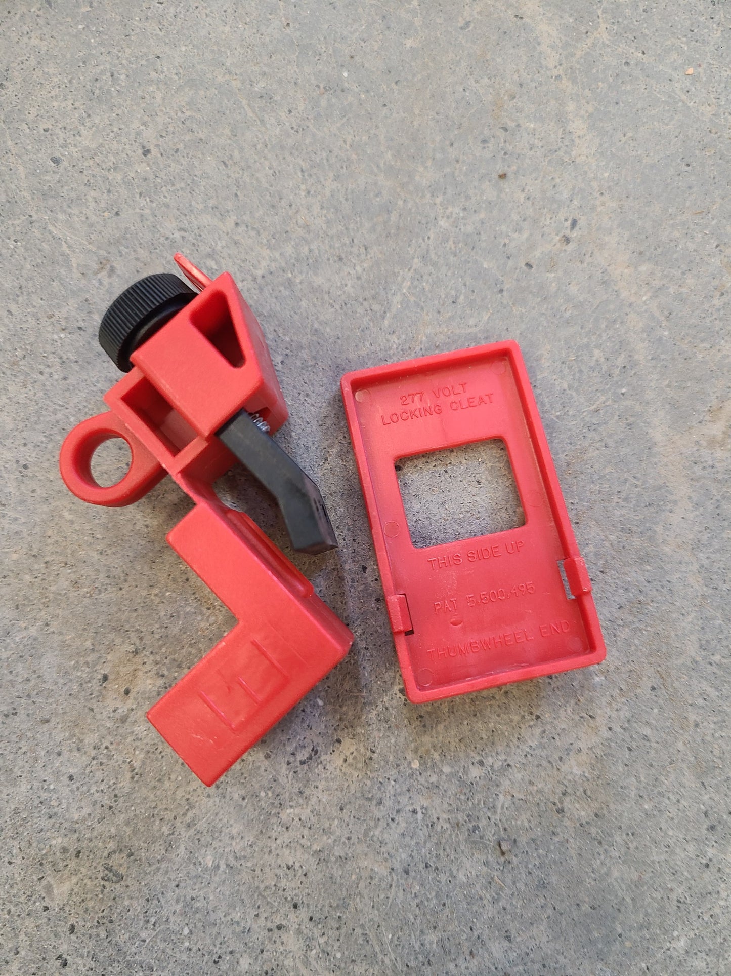 Circuit Breaker Lockout - Clamp On
