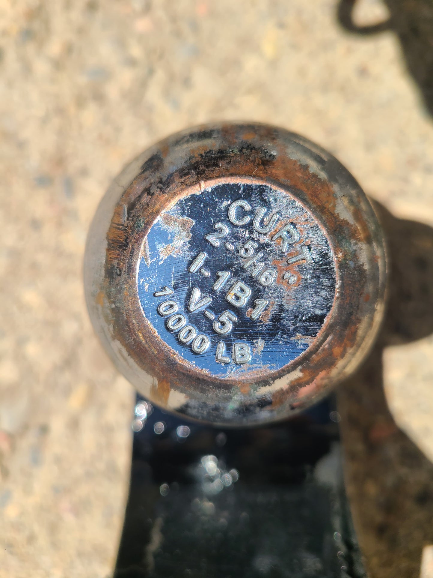 Curt - Drop 2 Inches - Rise 3/4 Inch - Length 8-1/4 Inches - Hole 1 Inch