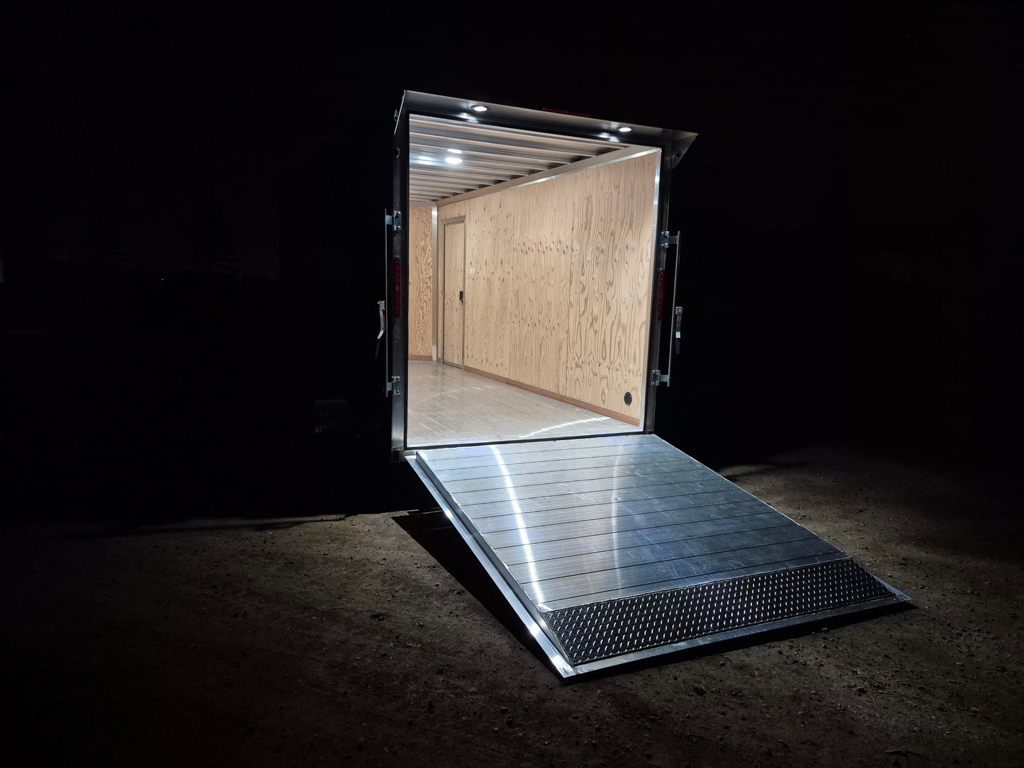 Enclosed Aluminum Tandem Axle Trailer 82 x 16 With Ramps