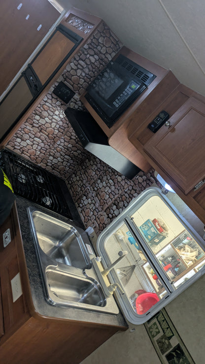 2010 R-VISION SUPERSPORT 27BH TRAVEL TRAILER