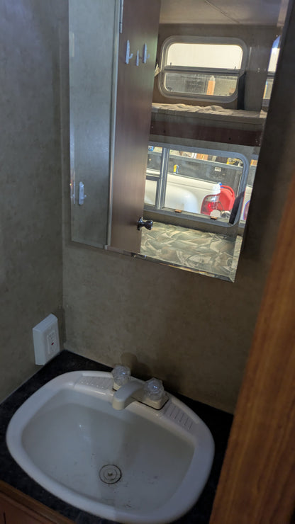 2010 R-VISION SUPERSPORT 27BH TRAVEL TRAILER