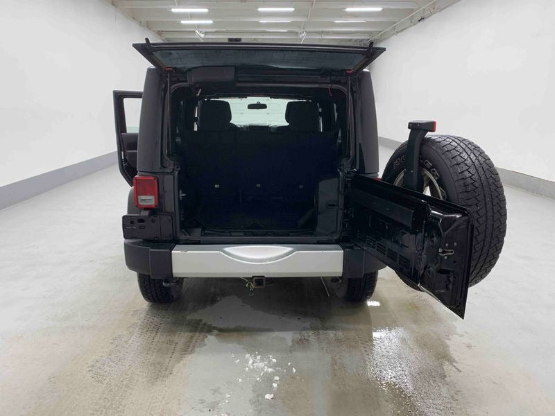 2011 Jeep Wrangler Sahara 4WD