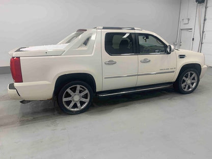2008 Cadillac Escalade EXT 4D Utility Truck